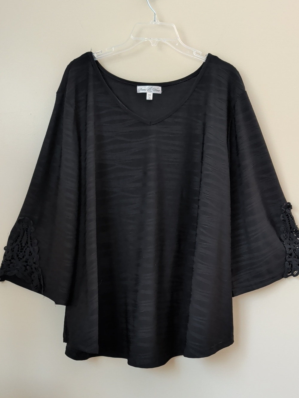Stem & Vine Black V-Neck Tunic Top with Crochet Trim | Size 3X